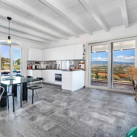 Pietra Bianca Villa